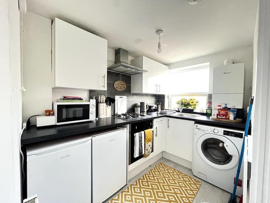 Central Winchester Serviced Apartments Exterior foto